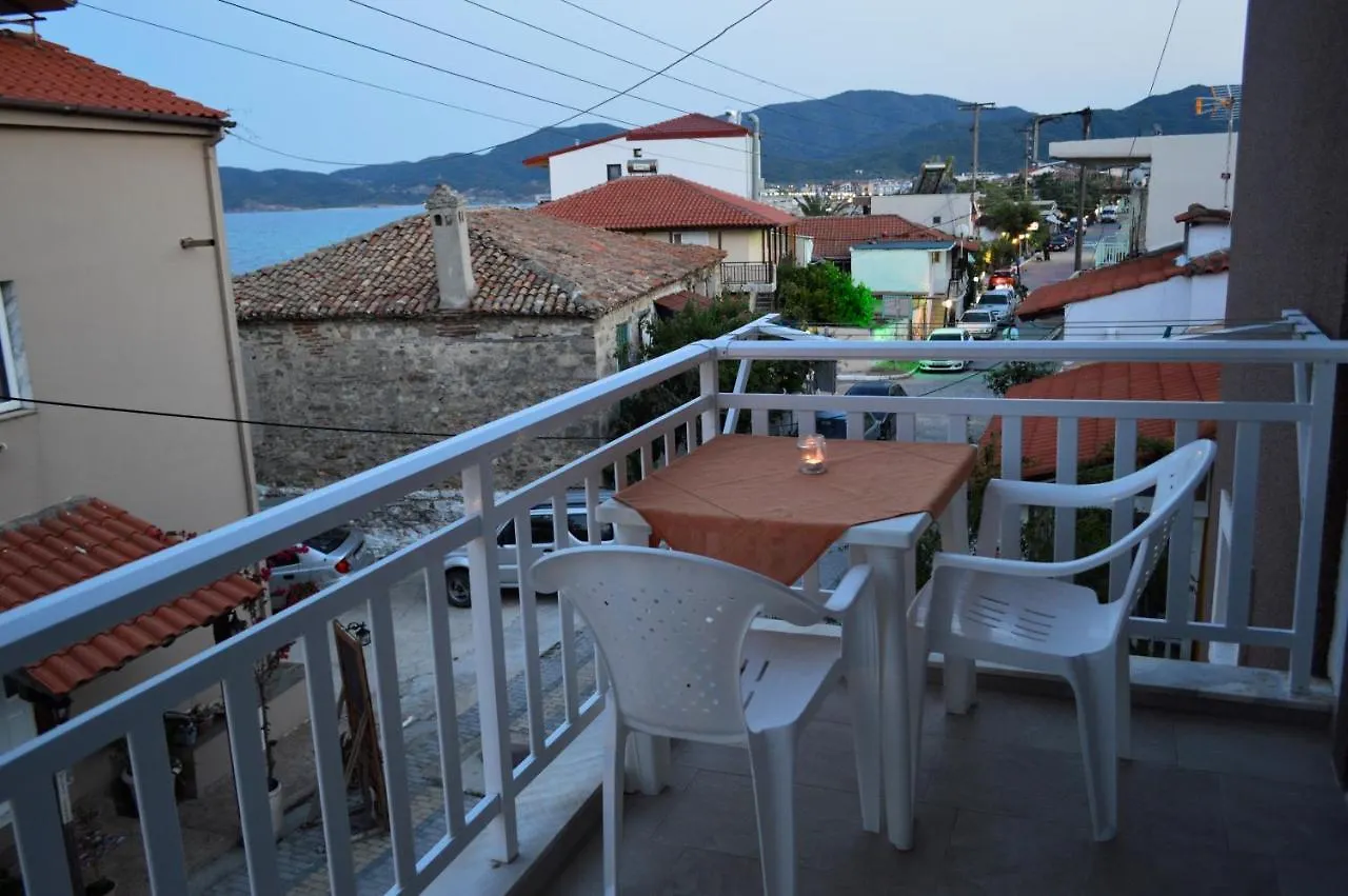 Giannas House Aparthotel Sarti